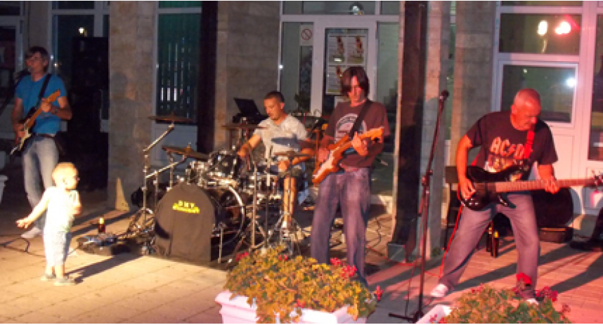 Pećinačku slavu obeležili „Vremeplov“ i „DMV“